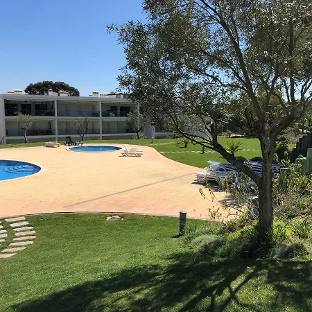 Apartment Delightful Vacations In Algarve Olhos de Agua (Albufeira)