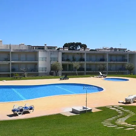 Apartment Delightful Vacations In Algarve Olhos de Agua (Albufeira)