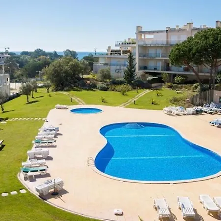 Apartment Delightful Vacations In Algarve Olhos de Agua (Albufeira)